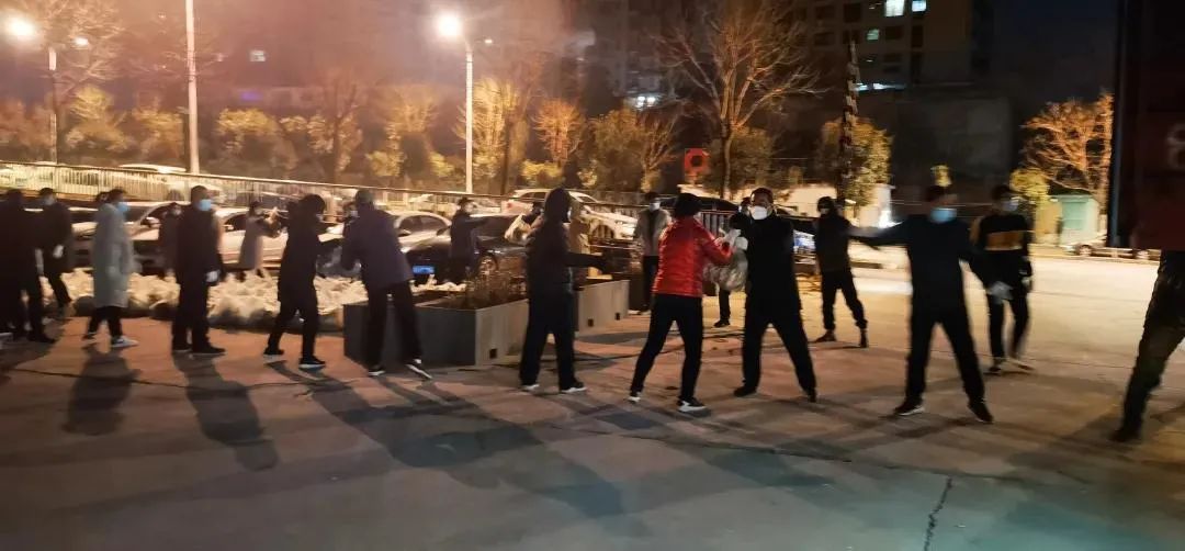 		穿过严冬，，拥抱西安！优德88集团在行动，，携手共进_故事_优德88集团有限公司	