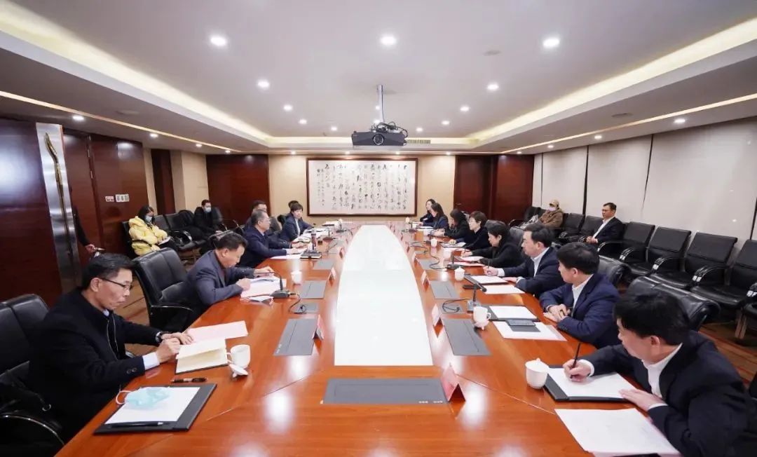 		孙力实调研秦皇岛企业，，，，，，重点调研耀华百年庆祝；Ｔ硕急盖樾蝊优德88要闻_优德88集团有限公司	