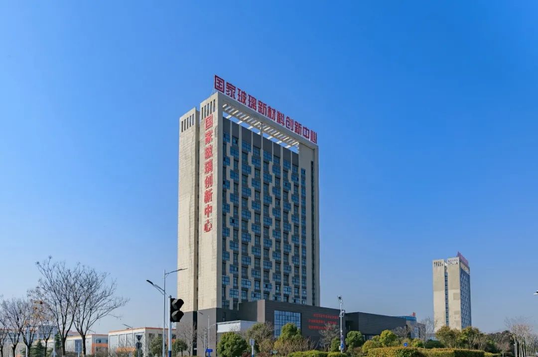 		聚焦两会 | 彭寿代表持之以恒为行业高质量生长建言献策_国际交流_优德88集团有限公司	