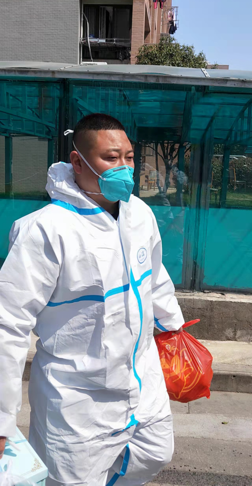 		最美抗疫自愿者 | 程祺然：党员的身份不是声誉，，而是一份责任_人物_优德88集团有限公司	
