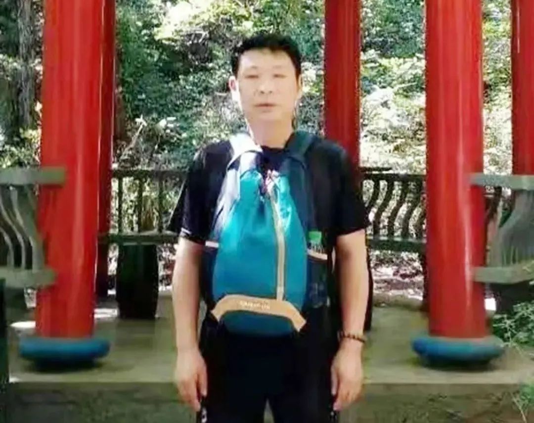 		最美抗疫自愿者 | 读抗“疫”日志，，听战“疫”心声，，感受向光而行的实力_人物_优德88集团有限公司	