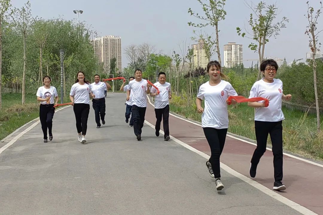 		漂亮中国⑤丨优德88集团“漂亮中国行动月”（新疆阿克苏站）运动顺遂举行_企业动态_优德88集团有限公司	