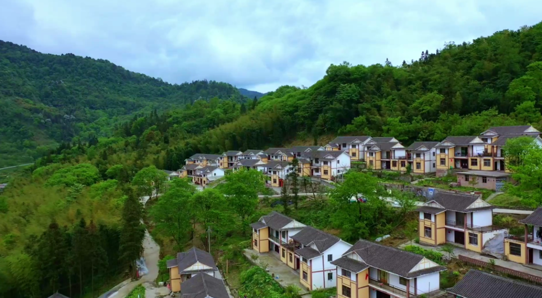 		外地媒体眼中的山乡巨变_媒体报道_优德88集团有限公司	