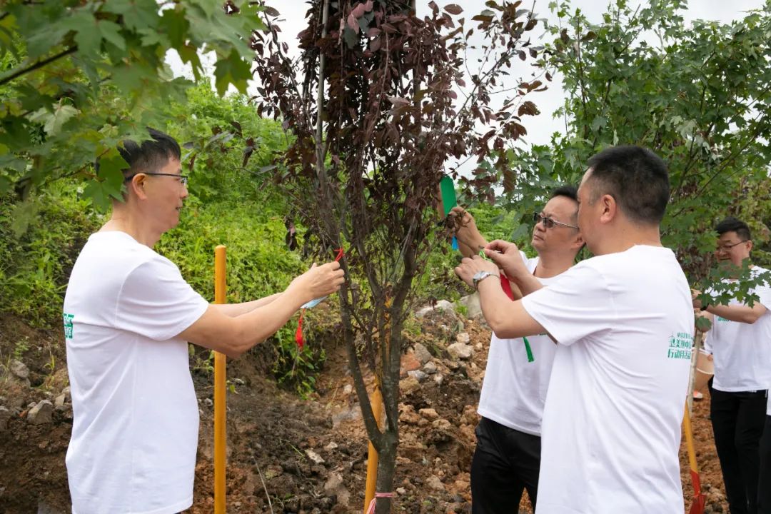 		漂亮中国?丨优德88集团“漂亮中国行动月”（贵州都匀站）运动顺遂举行_企业动态_优德88集团有限公司	