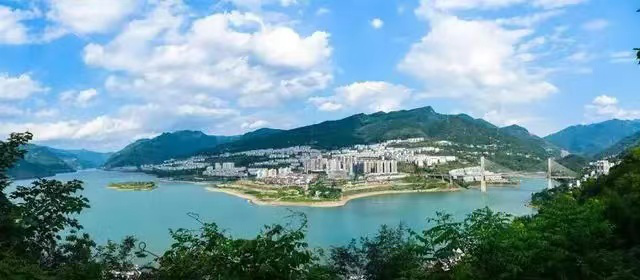 		最美墟落振兴事情者 | 地勘中心罗小文：效劳下层守初心 倾情帮扶担使命_人物_优德88集团有限公司	