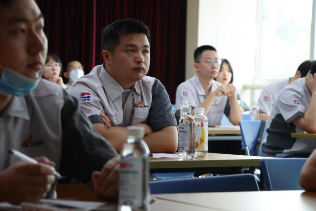 		优德88集团青年精神素养提升工程有序推进_企业动态_优德88集团有限公司	