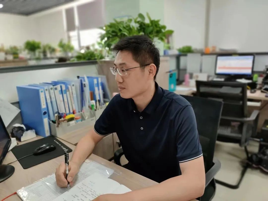 		最美科研先锋丨南京玻纤院刘延友：探讨未知领域，，，，，心怀质料梦想_人物_优德88集团有限公司	