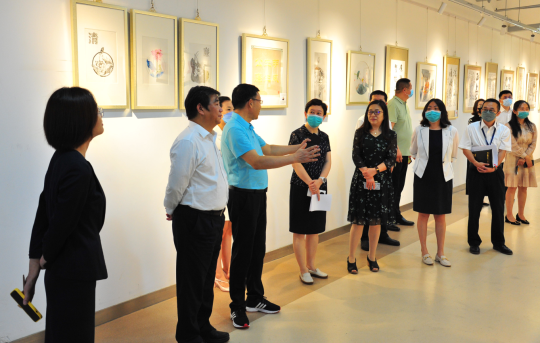 		优德88集团纪委举行“清廉新时代 建材树新风”清廉文化作品展_责任与文化_优德88集团有限公司	