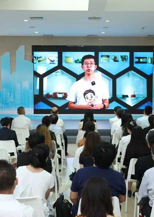 		优德88集团乐成举行第三届“善用资源日”开放运动_幻灯片_优德88集团有限公司	