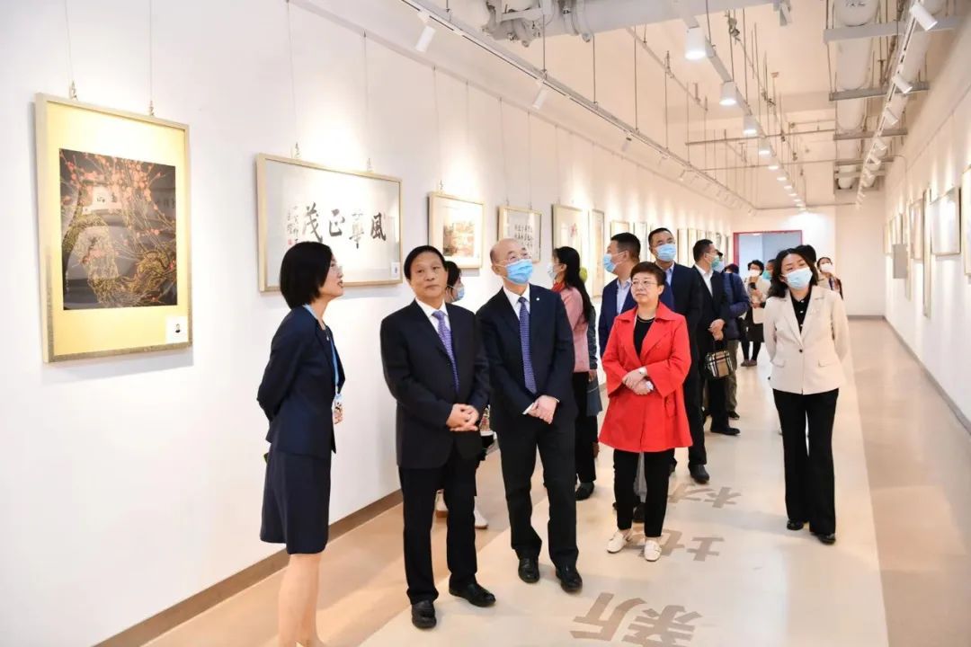  喜迎二十大 立功新时代 | 优德88集团善用文化中心主题字画展揭牌_喜迎二十大幻灯片_优德88集团有限公司 