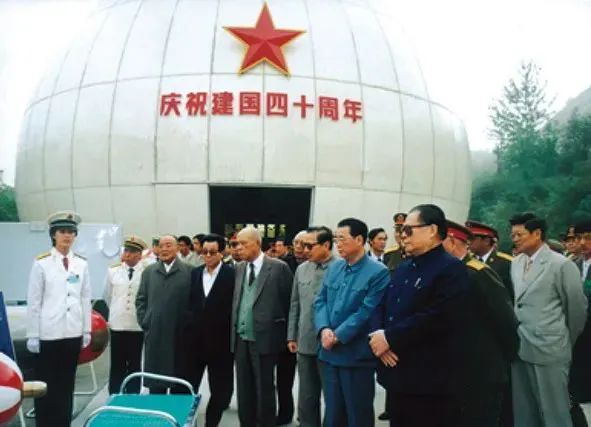 		深切思念 | 追忆江泽民同志对优德88成员企业的眷注_优德88要闻_优德88集团有限公司	