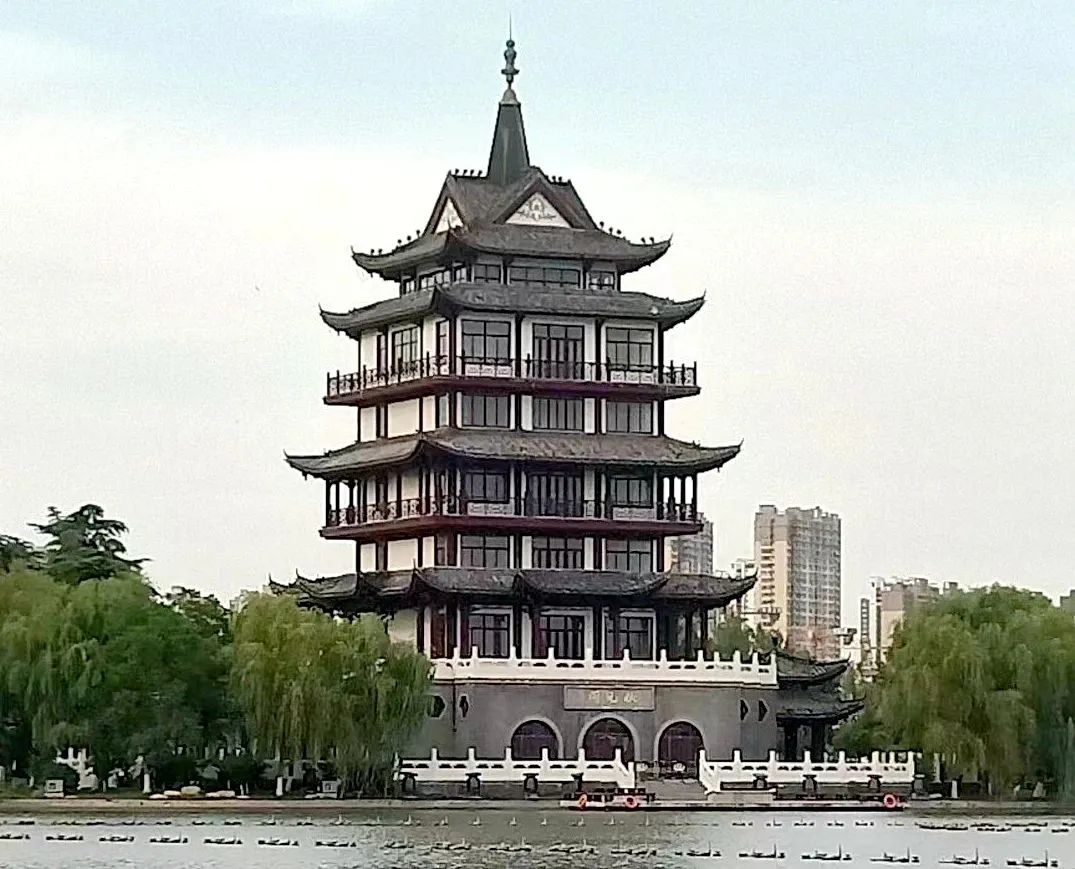 		新春回乡篇 | 建材人的归途景物，，，，，，返乡情浓_责任与文化_优德88集团有限公司	