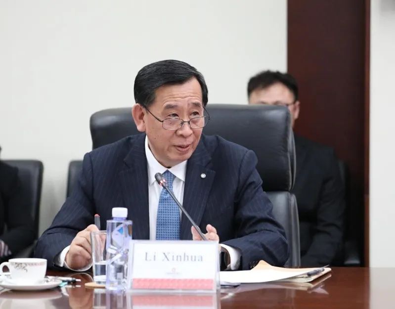 		李新华会见巴西巴伊亚州州长杰罗尼莫·罗德里格斯一行_优德88要闻_优德88集团有限公司	