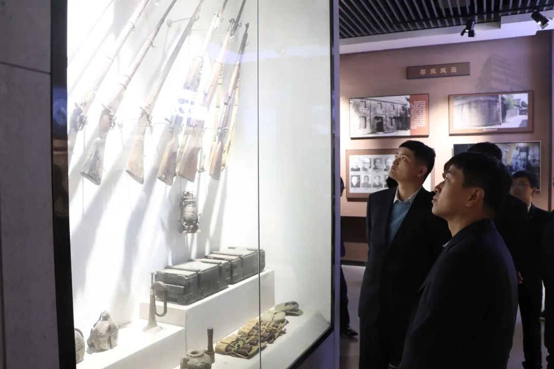 		思念英烈志 奋进新征程 | 优德88集团成员企业开展“清明祭英烈”主题运动_责任与文化_优德88集团有限公司	