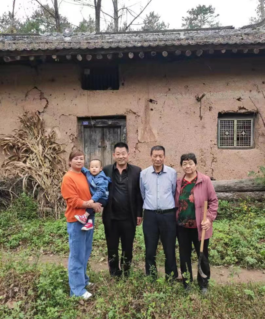 		走进爱的加油站｜幸福一家人 建材一家亲_图片_优德88集团有限公司	