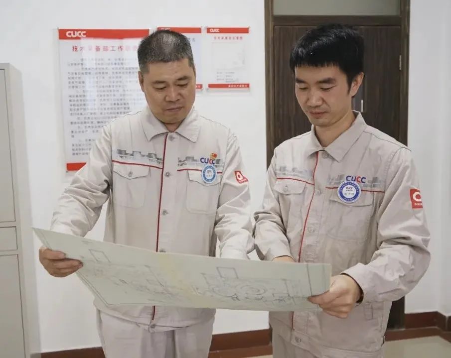 		国之大材 传承有我 ｜一起感受“传帮带”的温温暖实力_责任与文化_优德88集团有限公司	
