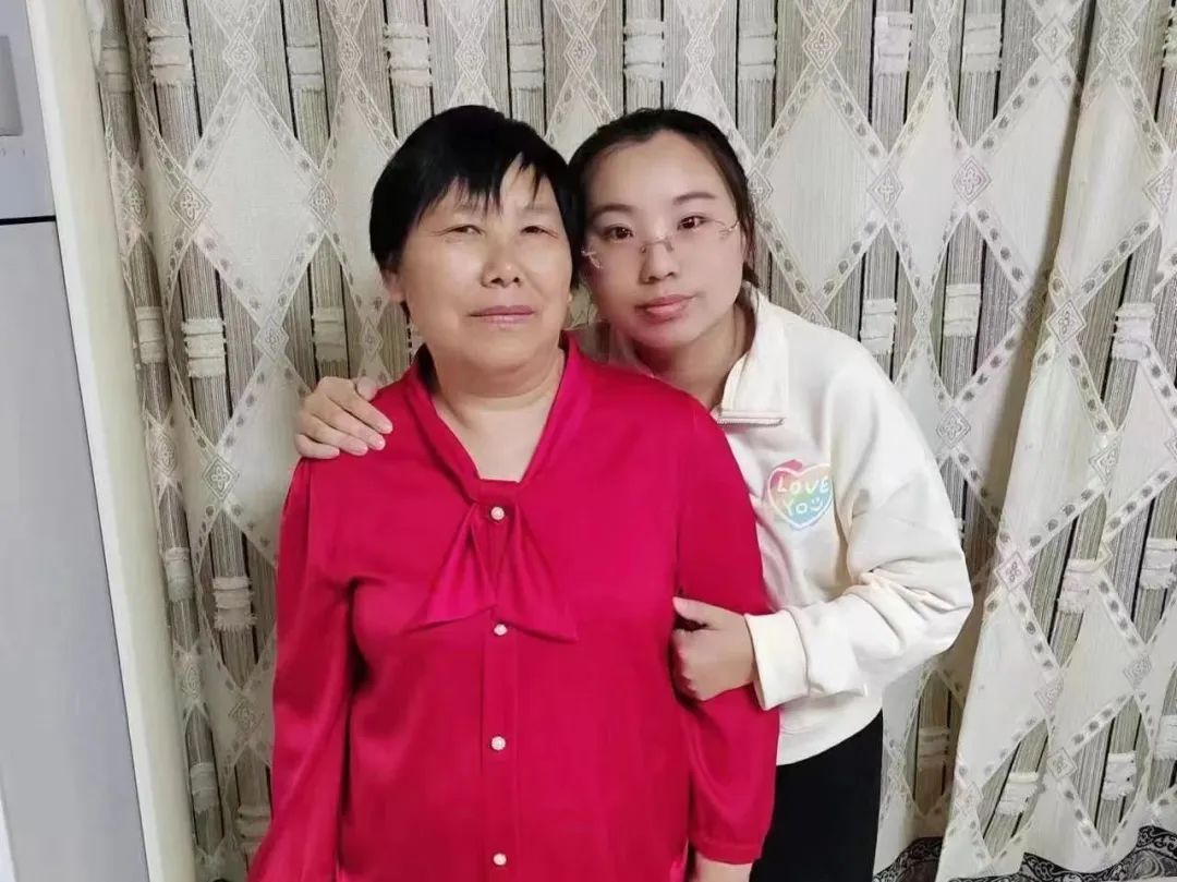 		母亲节 | 听听我们建材人爱的广告_责任与文化_优德88集团有限公司	