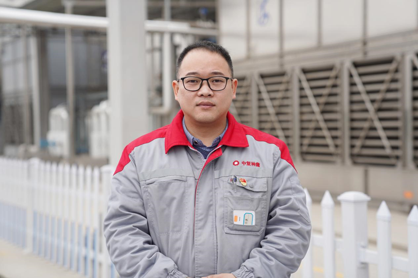 		最美科研先锋 | 中复神鹰林康：程序员跨界工程师的生长历程_最美建材人_优德88集团有限公司	