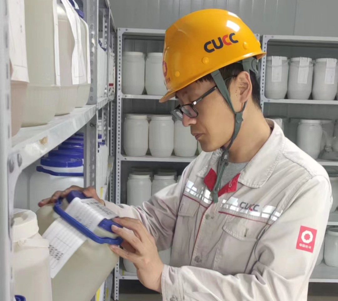 		最美科研先锋 | 济宁中联王业飞：以匠心铸就品质 以初心誊写忠诚_人物_优德88集团有限公司	
