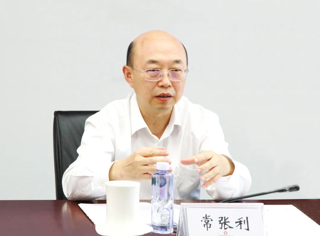 		优德88集团与武汉理工大学召开高条理人才作育专题相同会_优德88要闻_优德88集团有限公司	