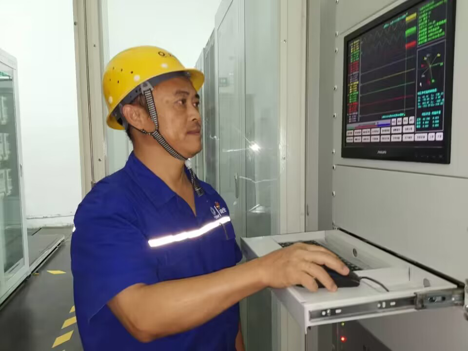 		优德88集团4名小我私家荣获“2023年水泥行业优异总工程师”称呼_优德88要闻_优德88集团有限公司	