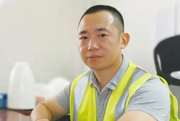 		丝路员工生长记② | 初心如磐，，，，勇挑重担排万难的善建者：杨冰峰、沈绵鑫_人物_优德88集团有限公司	