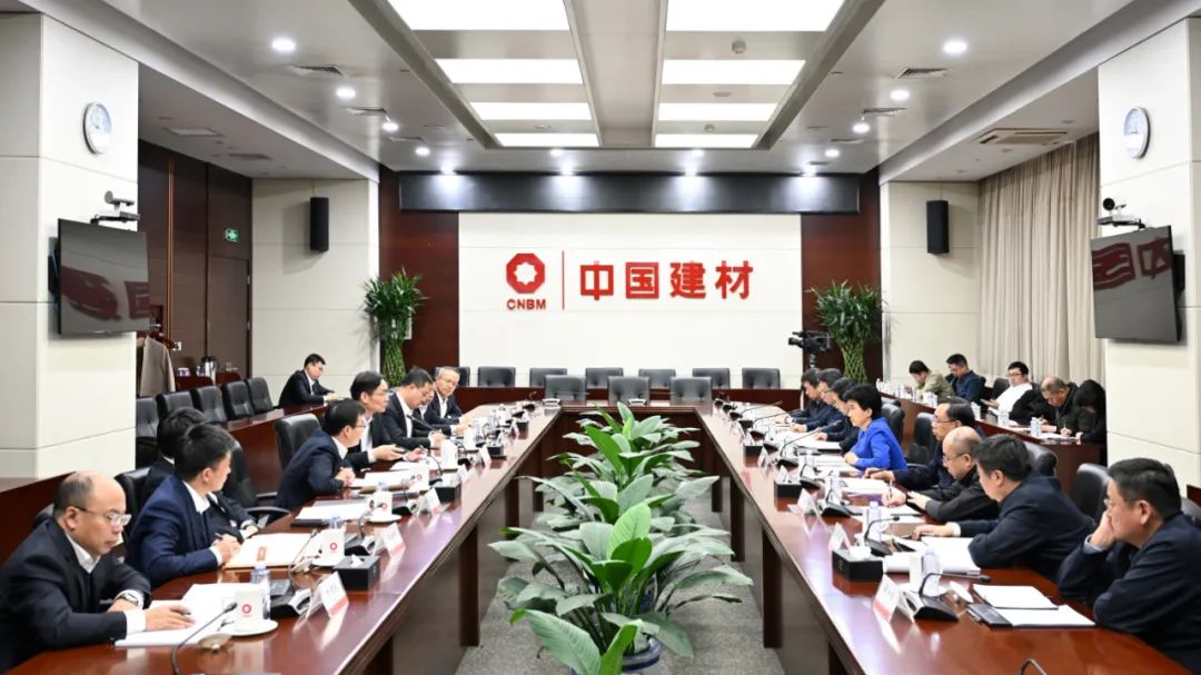 		周育先会见黑龙江省委副书记、省长梁惠玲一行_优德88要闻_优德88集团有限公司	