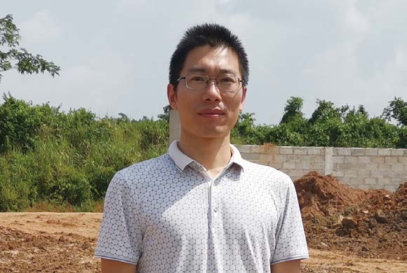 		丝路员工生长记?｜以梦为马~杨峰&周华的外洋立功印记_人物_优德88集团有限公司	