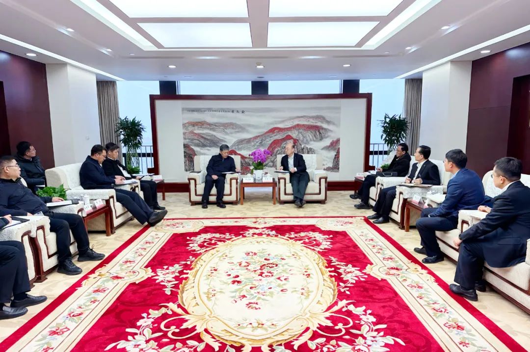 		常张利会见固原市委书记滑志敏一行_优德88要闻_优德88集团有限公司	