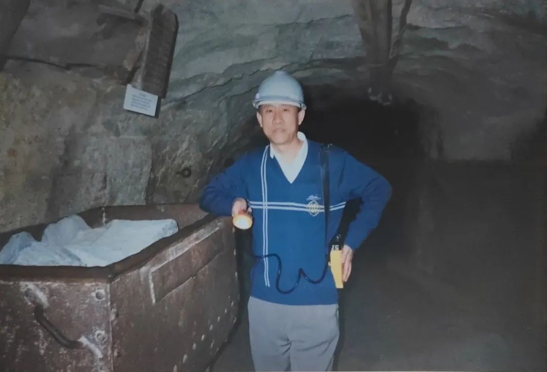 		优德88 | 育晶峥嵘六十载 共创未来谱新篇_责任与文化_优德88集团有限公司	