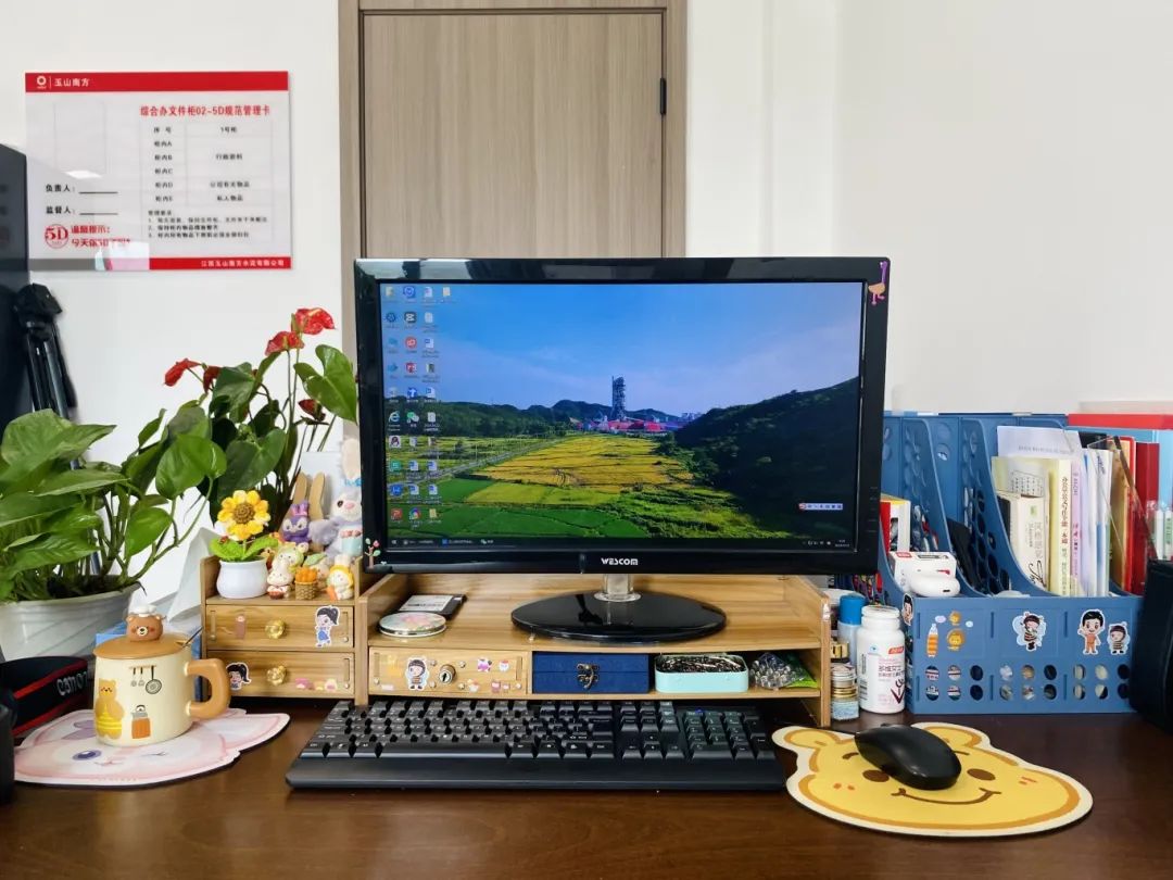 		方寸之地，，，，“位”你而来 | 快来PICK建材人心中的最美工位吧！_责任与文化_优德88集团有限公司	