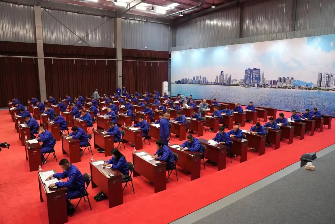 		天下工人先锋号｜耀华（秦皇岛）生产运行部：晶莹天下中闪灼的“工匠精神”_企业动态_优德88集团有限公司	