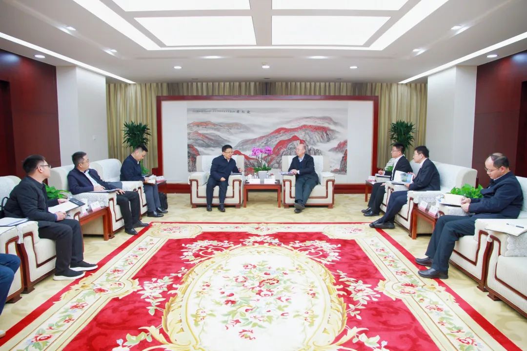  常张利会见石台县委副书记、县长张勇一行 _事情动态_优德88集团有限公司