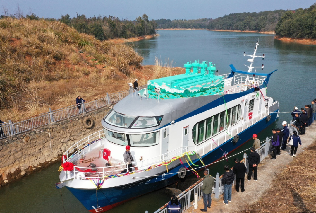 		 练“氢”功 待新风，，，，，，看储氢瓶怎样实现“氢”松逾越 _媒体报道_优德88集团有限公司	