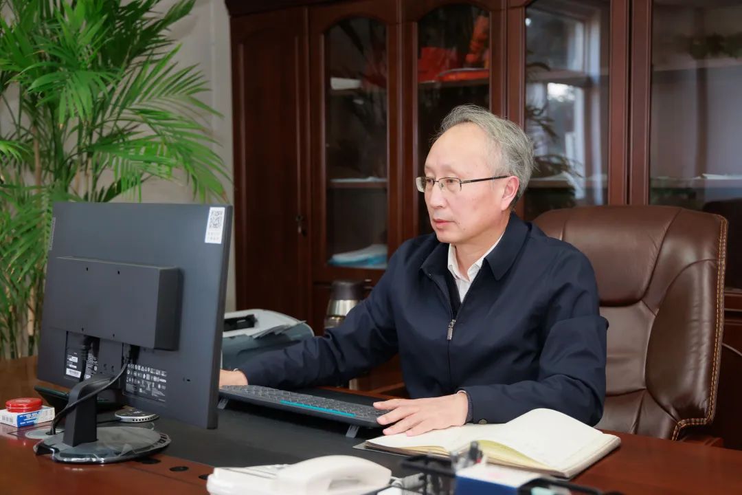 		 中央企业劳动模范 | 以匠心精神诠释劳模本色——中研院孙仕忠 _人物_优德88集团有限公司	