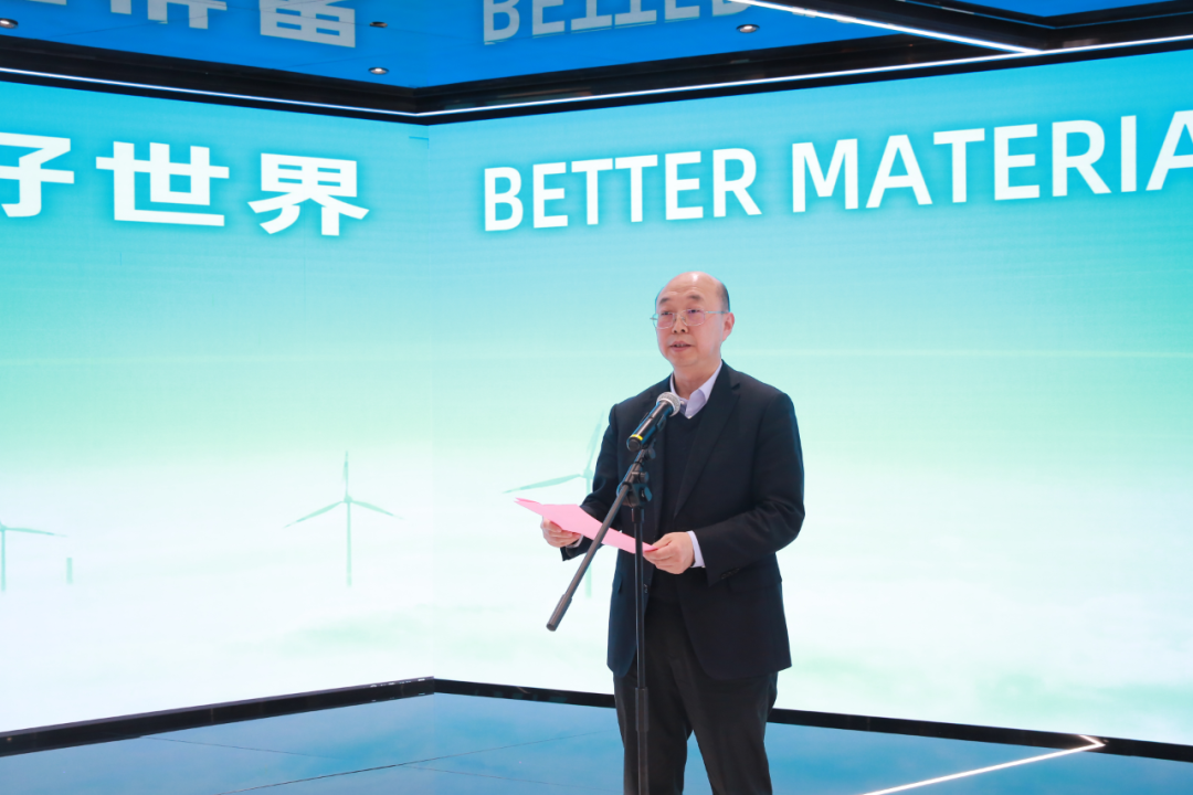 		 常张利亲热会见中材建设2024年优异外籍员工 _优德88要闻_优德88集团有限公司	