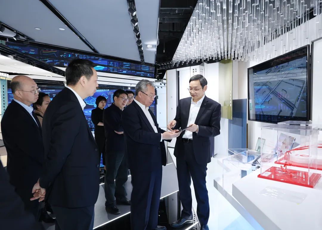 		 周育先会见中国物流党委书记、董事长刘敬桢一行 _优德88要闻_优德88集团有限公司	